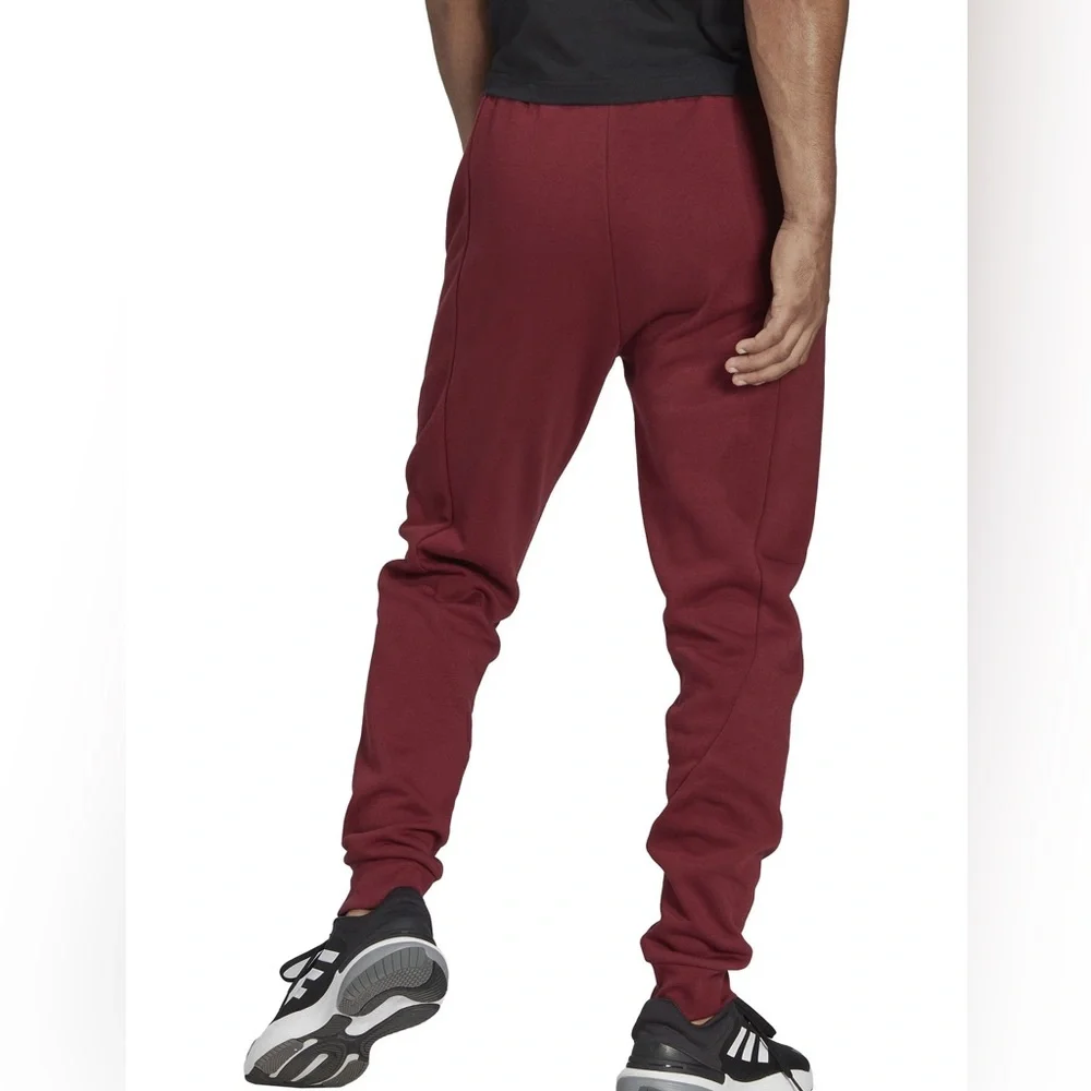 ADIDAS men’s Sportswear Stadium Fleece Badge of Sport Cuffed Joggers